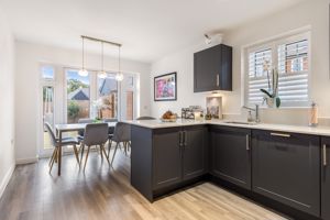 Photo 19- click for photo gallery